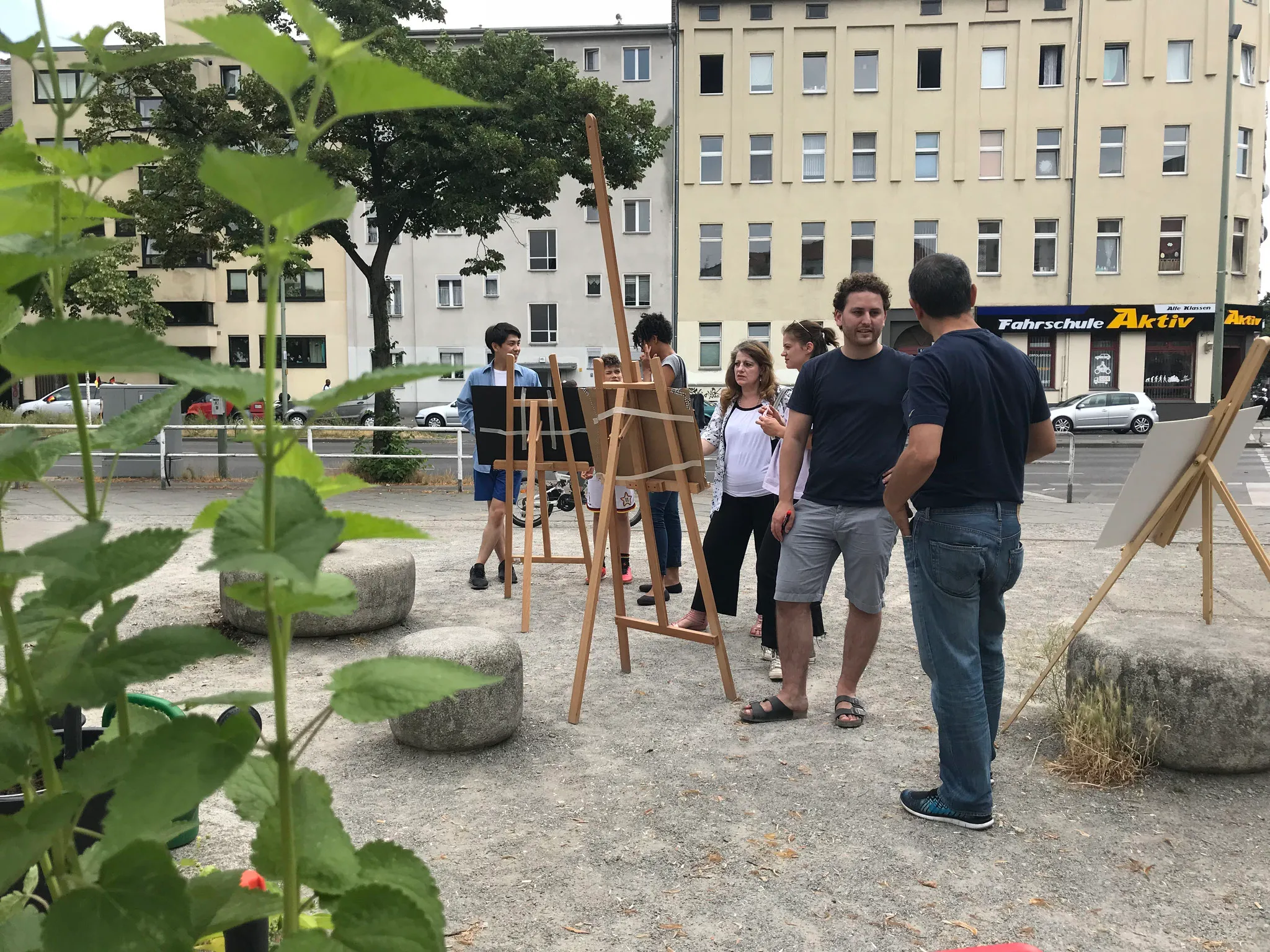 Urban Gardening: Multicodierung, Flächenkonkurrenzen und Umweltgerechtigkeit im Zentrum Weddings
